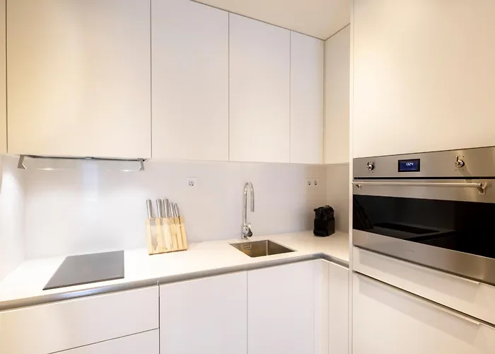 Chiado Mercy | * ליסבון