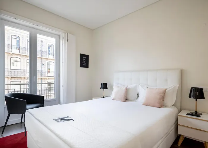 דירה Chiado Mercy | *