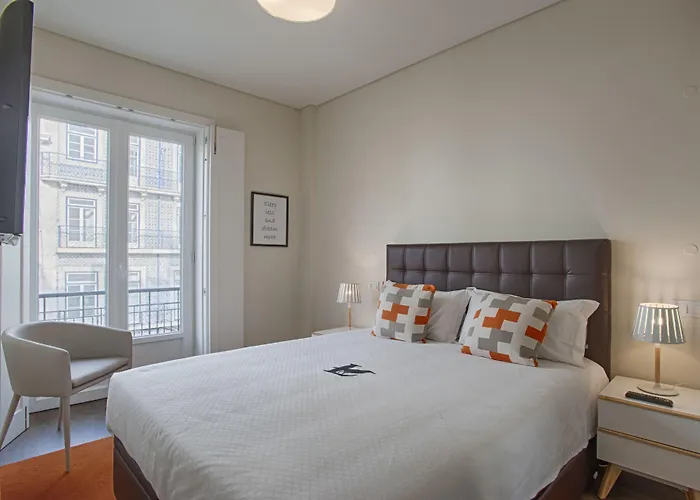 Chiado Mercy | דירה