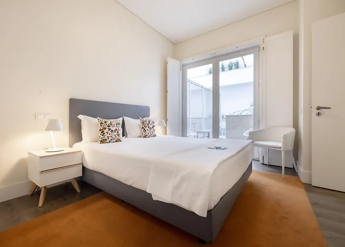 Chiado Mercy | דירה