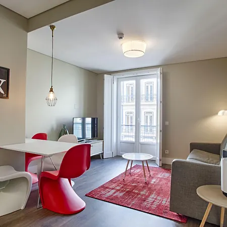 Chiado Mercy | Lizbona