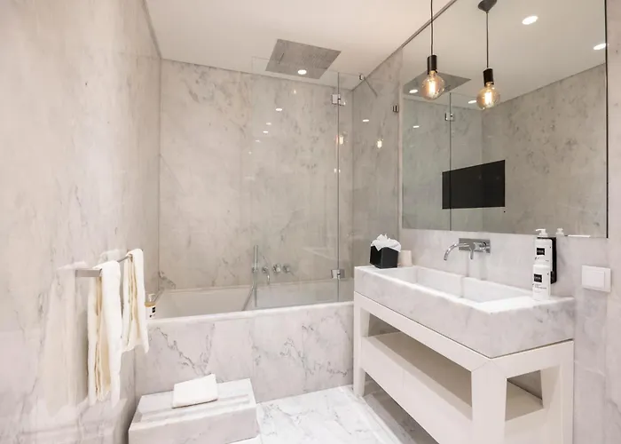 Chiado Mercy | דירה