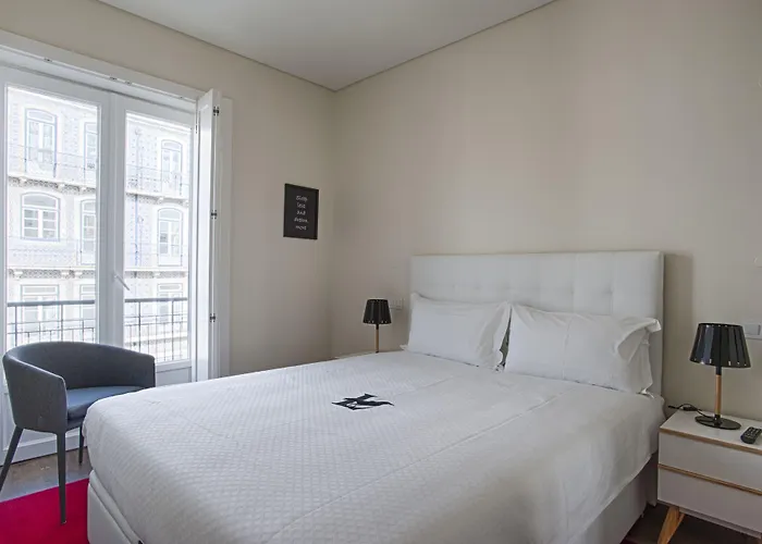 Chiado Mercy | דירה