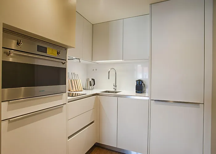 Chiado Mercy | * ליסבון